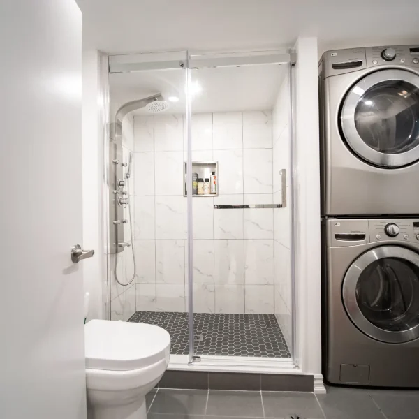 Location 4 image 8 (Bathroom & Home Spa)