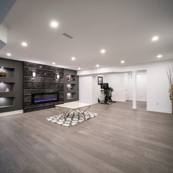 Location 5 image 5 (Open Concept, Feature Wall & Fireplace, Home Gym)