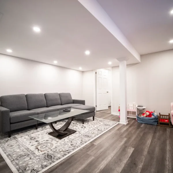 Location 7 image 4 (Living Room)