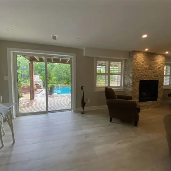 Location 87 image 4 (Open Concept, Living Room, Windows, Feature Wall & Fireplace)