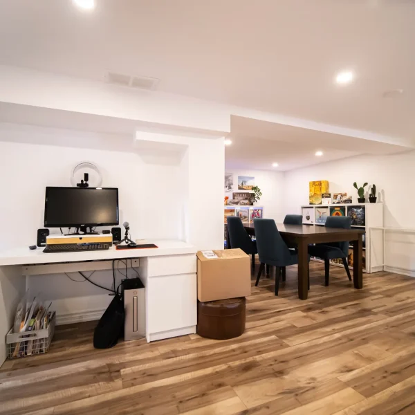 Location 9 image 14 (Open Concept, Living Room)