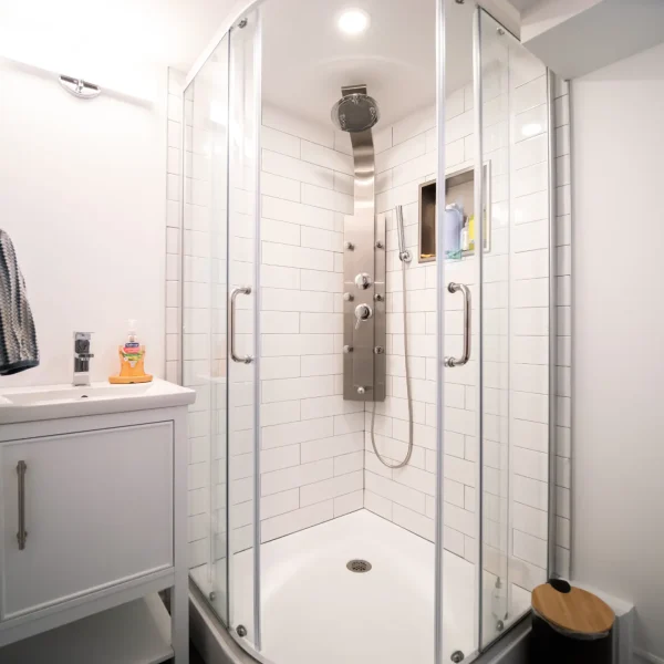 Location 9 image 4 (Bathroom & Home Spa)