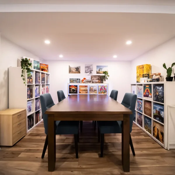 Location 9 image 7 (Open Concept, Living Room)